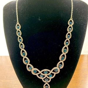 Perfect costume necklace for any formal event